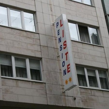 Hostal Liste Station La Corogne Extérieur photo