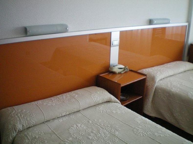 Hostal Liste Station La Corogne Chambre photo